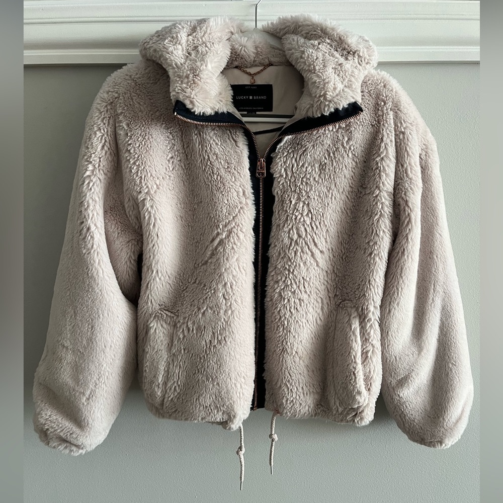 Lucky Brand Cropped Fuzzy Blush Jacket